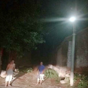  Lanyue Photoelectric Solar Street Light Illuminates Yanfang Village, Anren Town, Yucheng