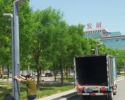  Installation of street lights in Yucheng Government Affairs Hall