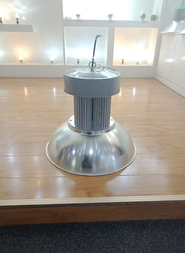 Zaozhuang professional street lamp high pole lamp price